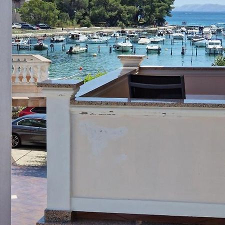 Haus Anica Apartment Rab Town Exterior photo